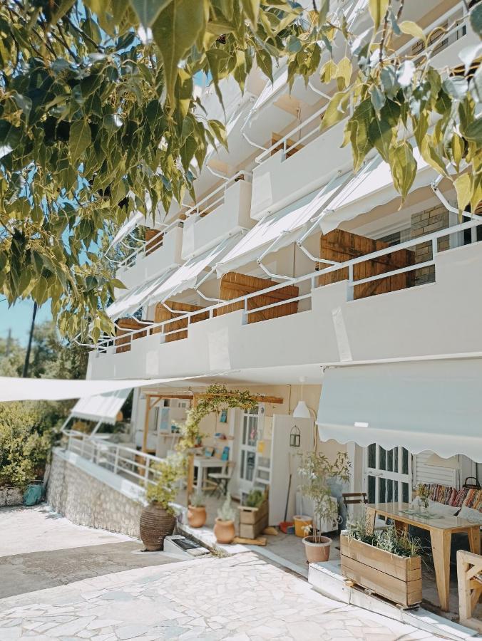 Heras Garden Vasiliki  Exterior photo